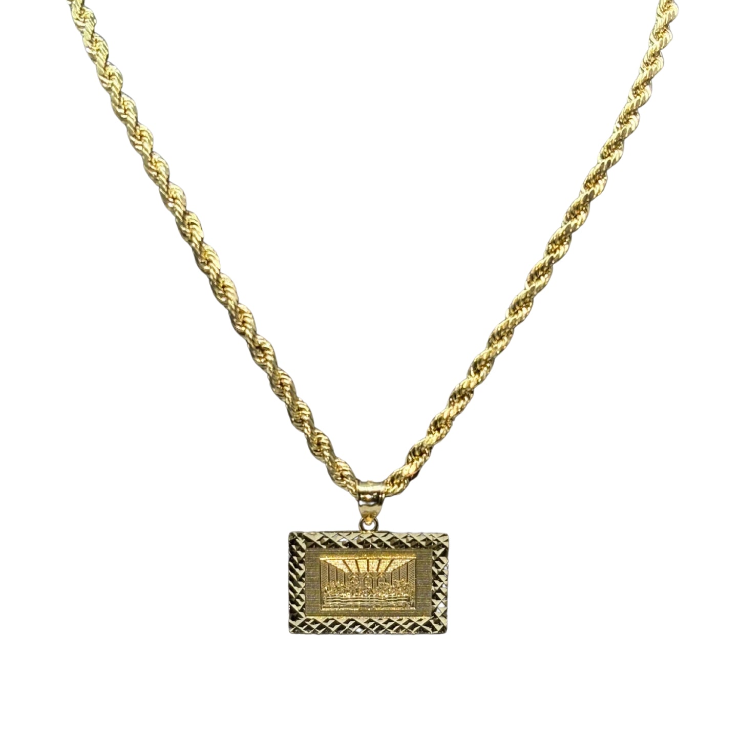 Twisted Chain Pendant Necklace
